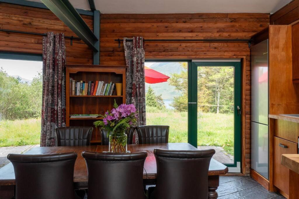 Heather Lodge With Sea And Mountain Views Leenaun Eksteriør bilde