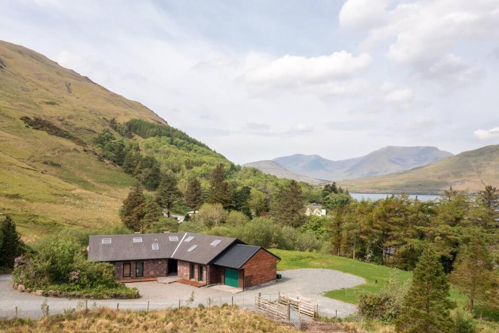 Heather Lodge With Sea And Mountain Views Leenaun Eksteriør bilde